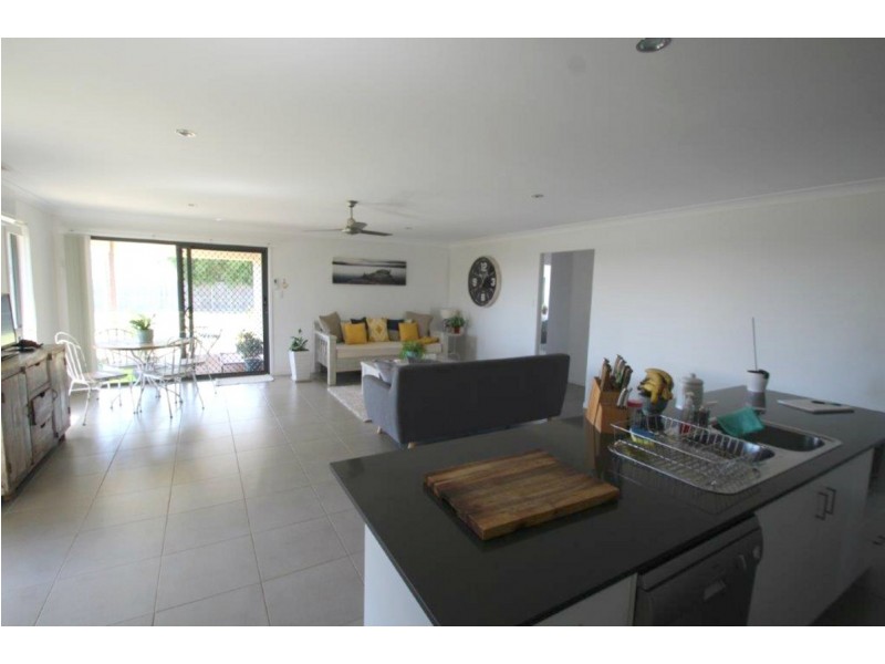9 Tranquility Place, Bargara QLD 4670
