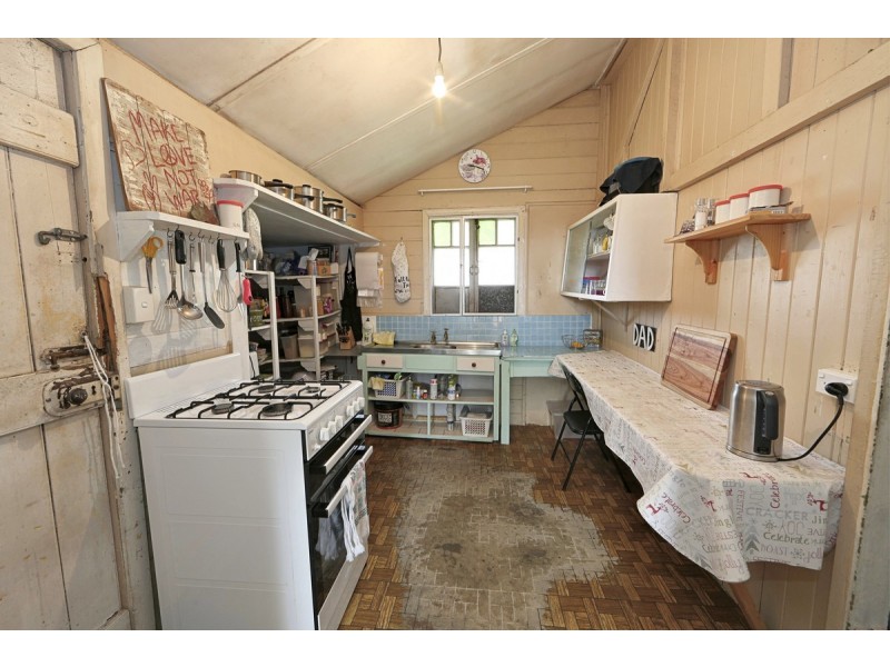 8 McCormack Street, Millbank QLD 4670