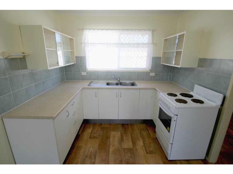 3/11 Robert Street, Bundaberg South QLD 4670