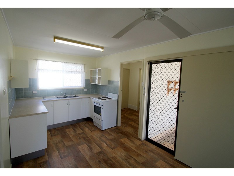 3/11 Robert Street, Bundaberg South QLD 4670