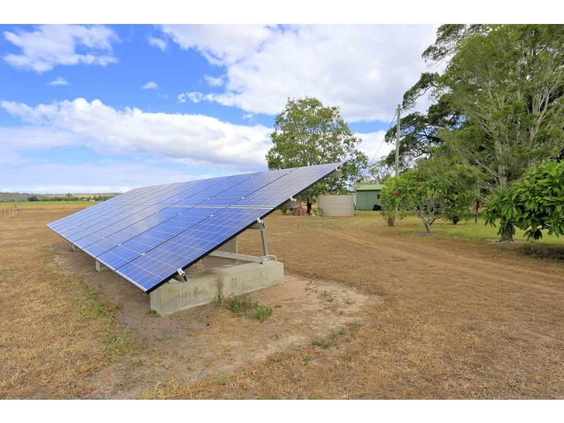 686 River Road, Bungadoo QLD 4671