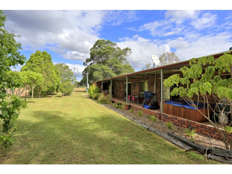 686 River Road, Bungadoo QLD 4671