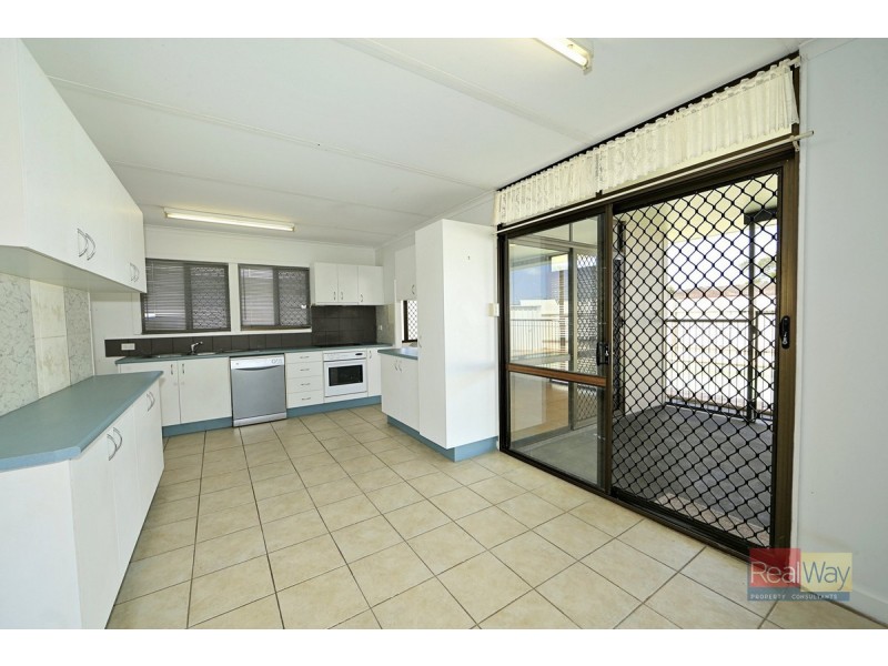 9 McCullough Street, Kepnock QLD 4670