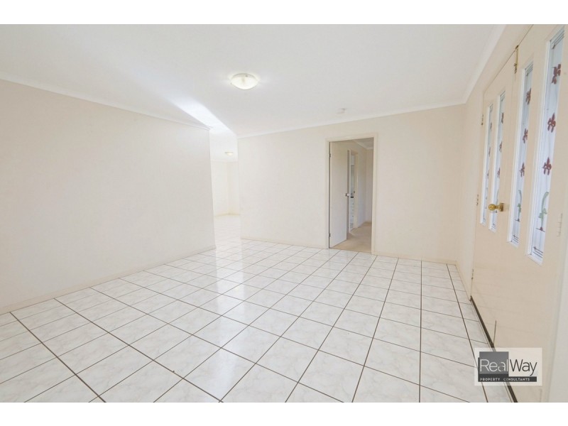 12 Toppers Drive, Coral Cove QLD 4670
