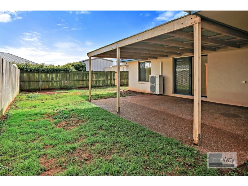 12 Toppers Drive, Coral Cove QLD 4670