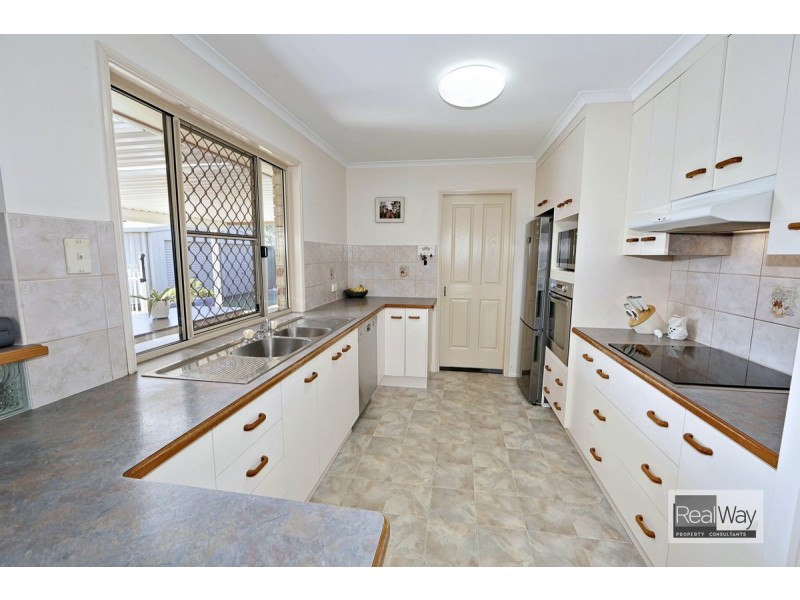 20 Westview Terrace, Avoca QLD 4670