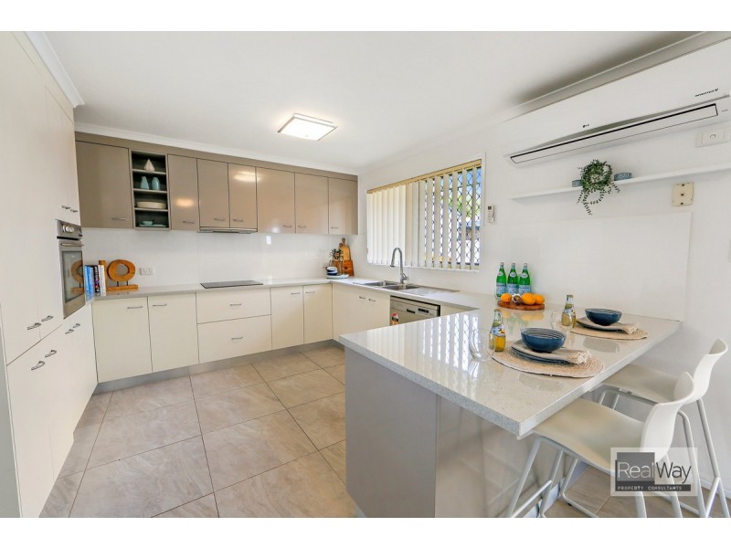 4 Banks Street, Avoca QLD 4670