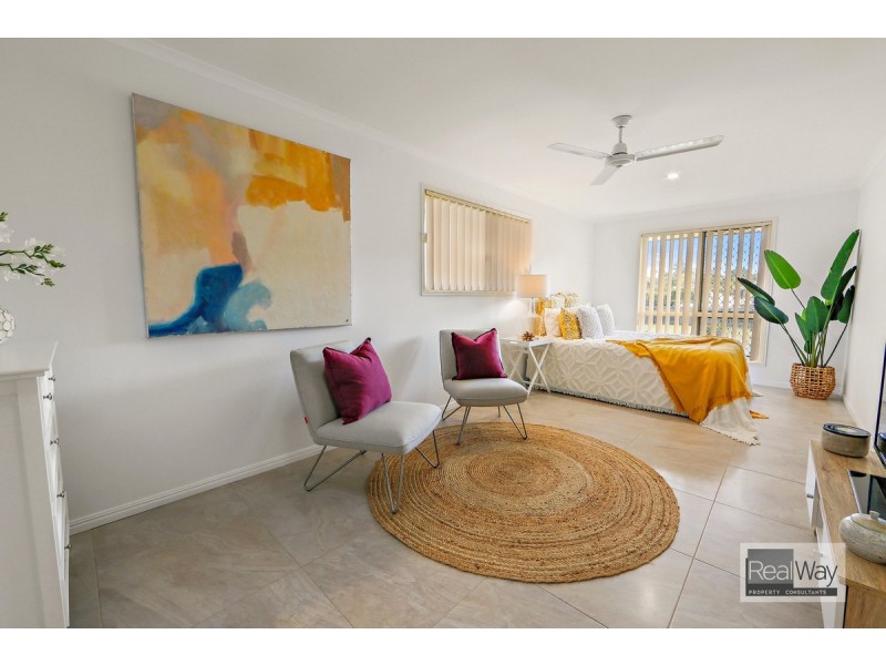 4 Banks Street, Avoca QLD 4670