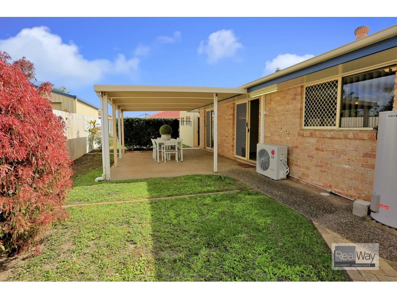 4 Banks Street, Avoca QLD 4670