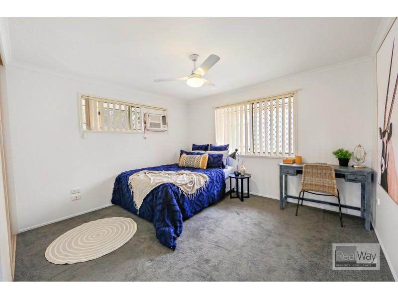 4 Banks Street, Avoca QLD 4670