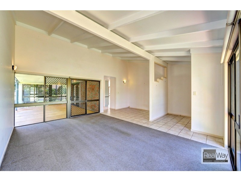 10 Seabreeze Street, Bargara QLD 4670