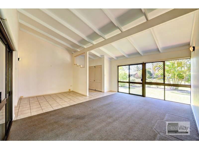 10 Seabreeze Street, Bargara QLD 4670