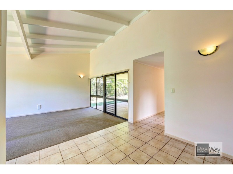 10 Seabreeze Street, Bargara QLD 4670