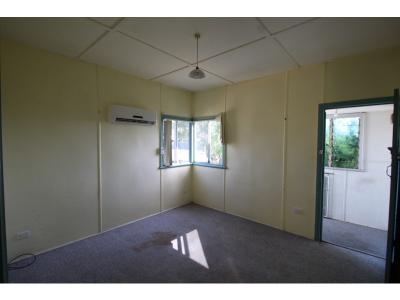 39 Sims Road, Avenell Heights QLD 4670