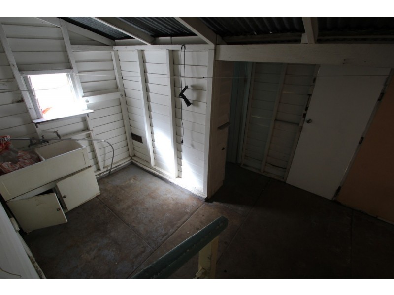 39 Sims Road, Avenell Heights QLD 4670