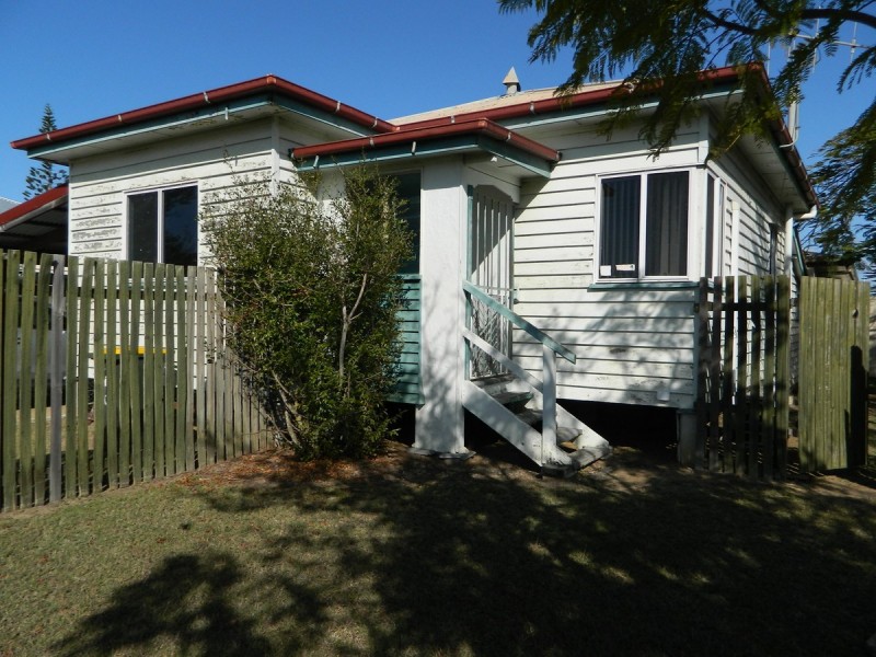 39 Sims Road, Avenell Heights QLD 4670