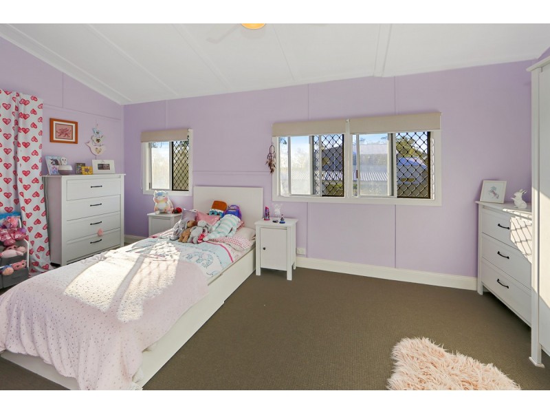 49 Park Estate Drive, Branyan QLD 4670