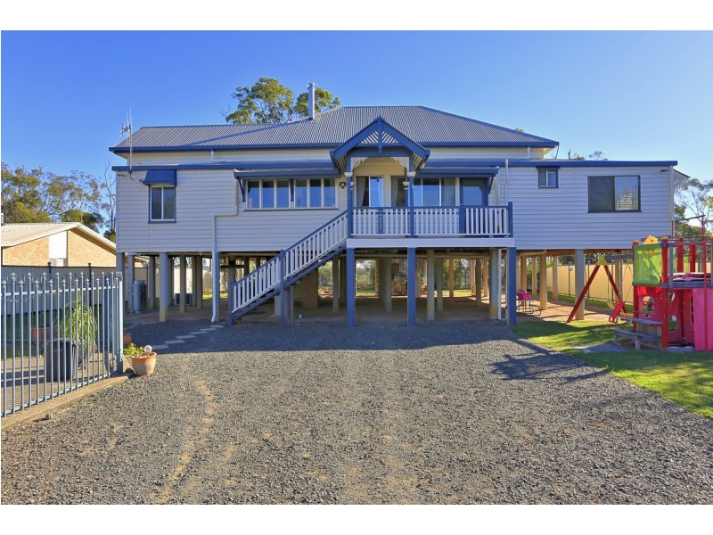 49 Park Estate Drive, Branyan QLD 4670