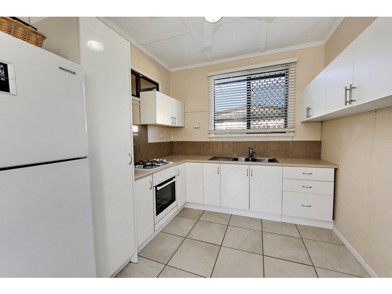49 Park Estate Drive, Branyan QLD 4670