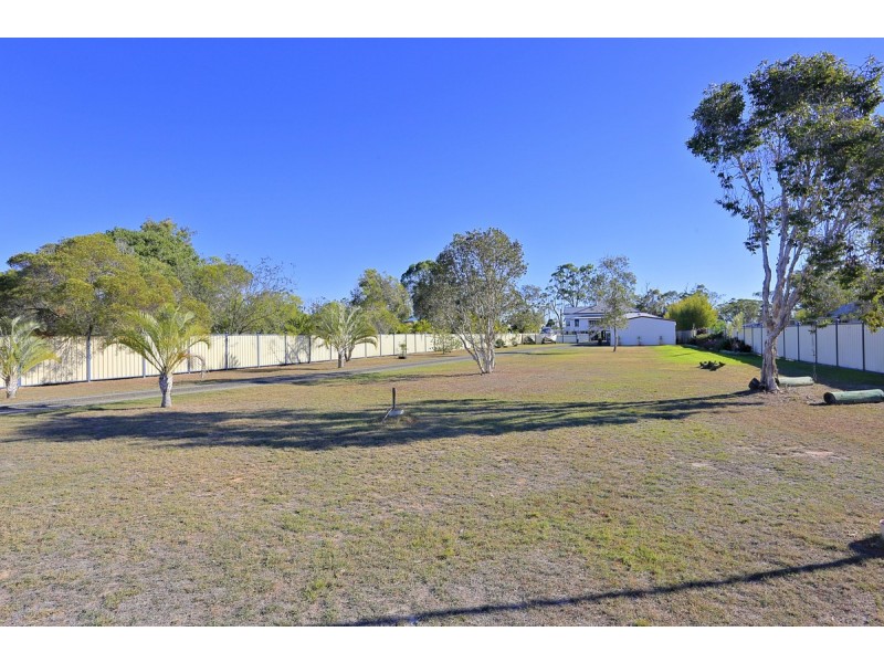 49 Park Estate Drive, Branyan QLD 4670