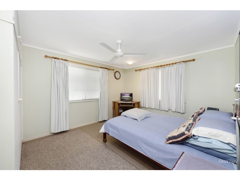 4 Richards Street, Svensson Heights QLD 4670