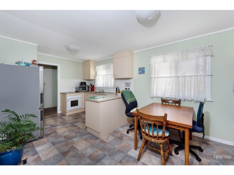 4 Richards Street, Svensson Heights QLD 4670