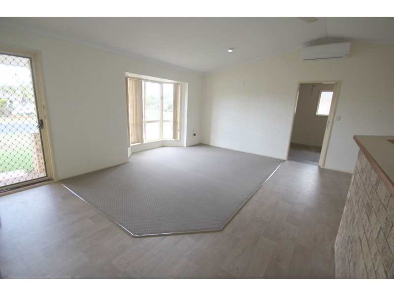 8 Waratah Drive, Avoca QLD 4670