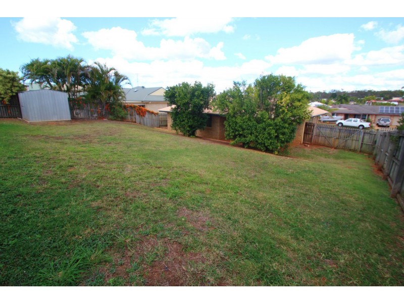 8 Waratah Drive, Avoca QLD 4670