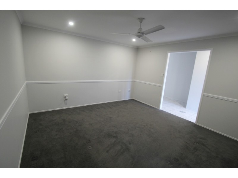 103 Boundary Street, Walkervale QLD 4670