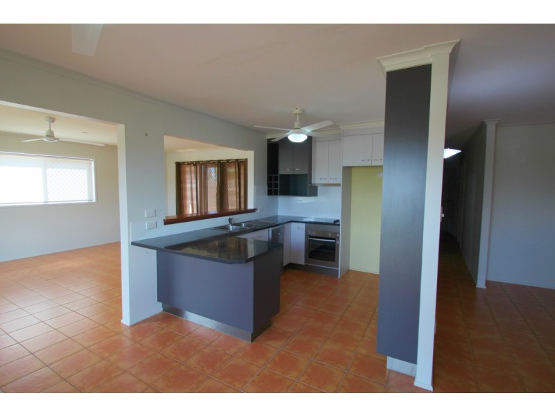 28 Baker Street, Kepnock QLD 4670