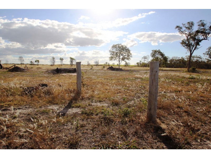 68 Usshers Road, Sharon QLD 4670