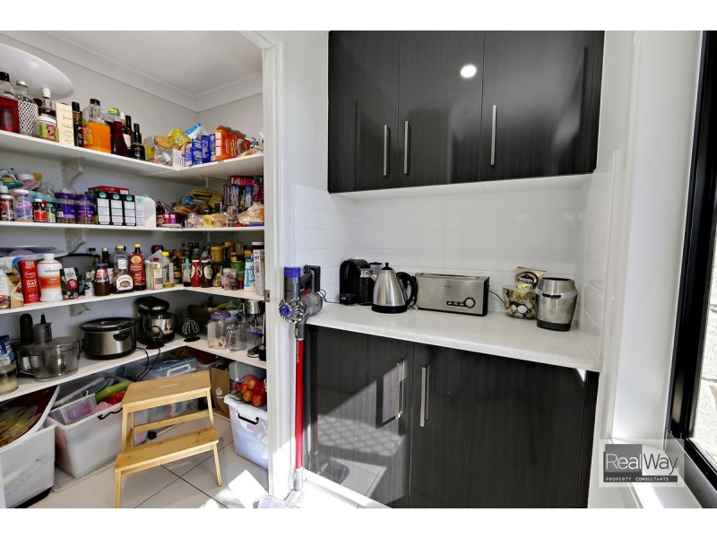 6 Yates Court, Kepnock QLD 4670