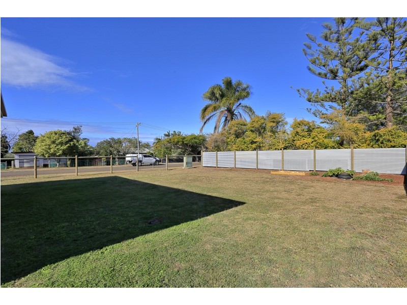 29 Rickerts Road, Burnett Heads QLD 4670