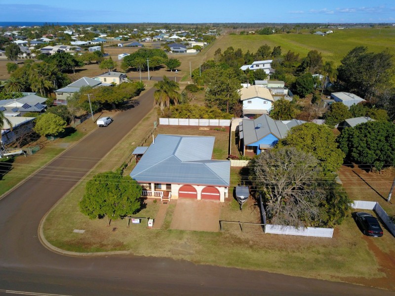 29 Rickerts Road, Burnett Heads QLD 4670