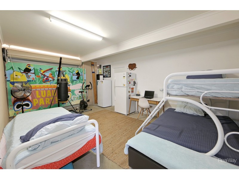 19 Bluewater Drive, Elliott Heads QLD 4670