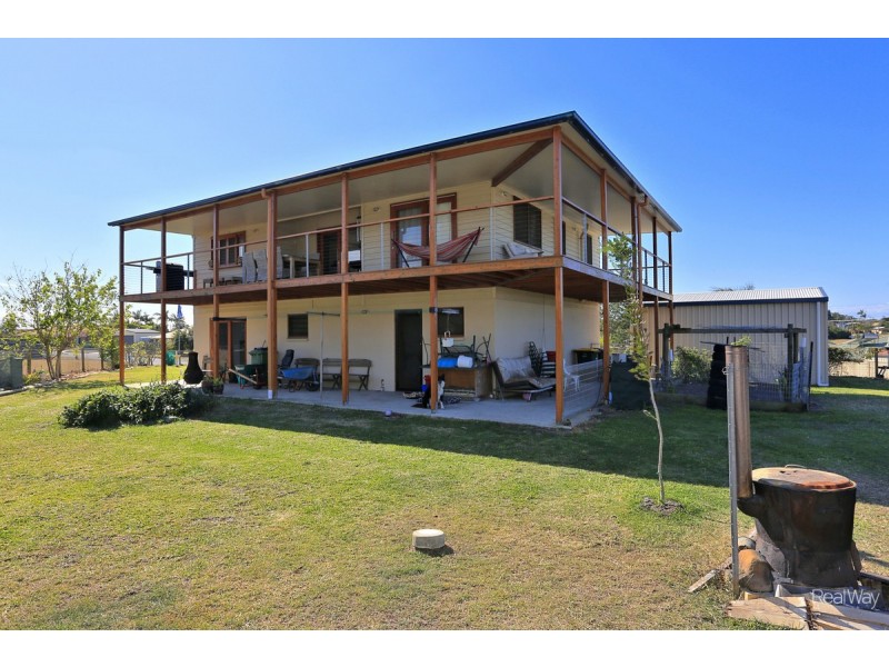 19 Bluewater Drive, Elliott Heads QLD 4670