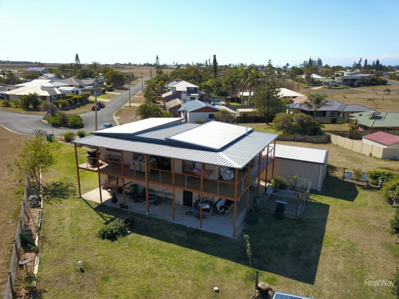 19 Bluewater Drive, Elliott Heads QLD 4670