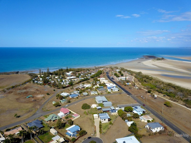 19 Bluewater Drive, Elliott Heads QLD 4670