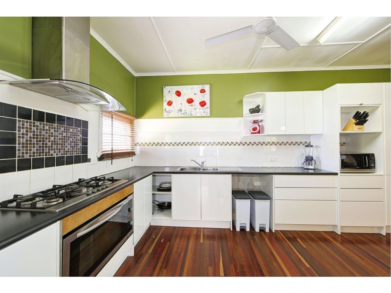 14 Sims Road, Walkervale QLD 4670