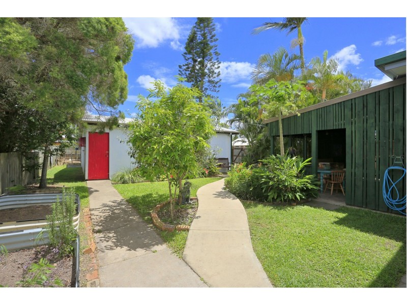 14 Sims Road, Walkervale QLD 4670