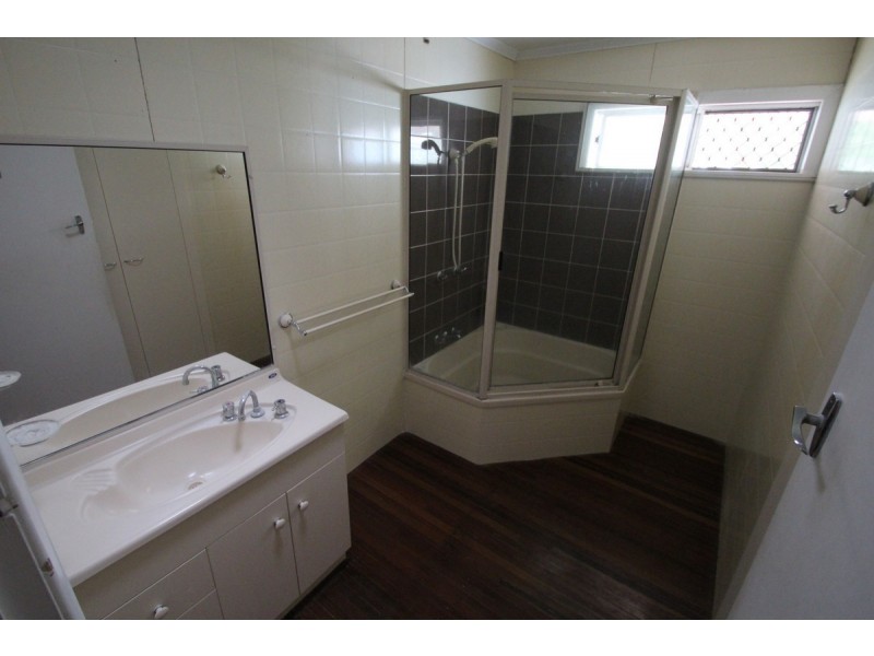 10 Milliken Street, Kepnock QLD 4670