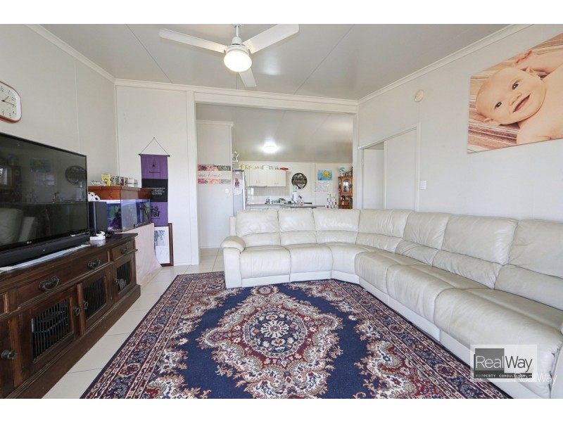 49 Dawson Avenue, Thabeban QLD 4670