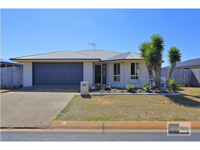 6 Toppers Drive, Coral Cove QLD 4670