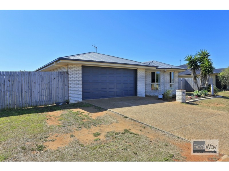 6 Toppers Drive, Coral Cove QLD 4670