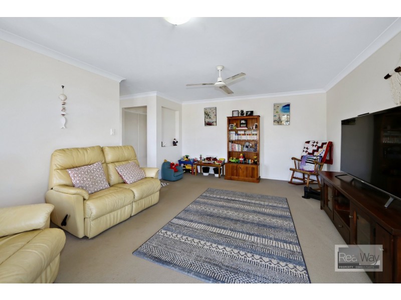 6 Toppers Drive, Coral Cove QLD 4670