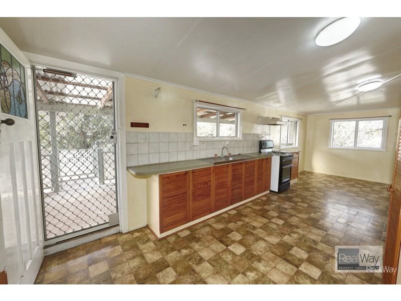 11 Donald Street, Bundaberg North QLD 4670