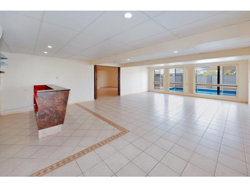 1 Gammie Court, Avenell Heights QLD 4670