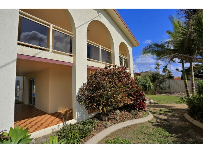 1 Gammie Court, Avenell Heights QLD 4670