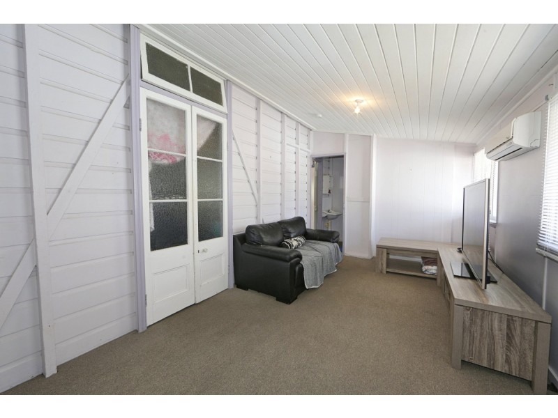 42 Boundary  Street, Bundaberg South QLD 4670