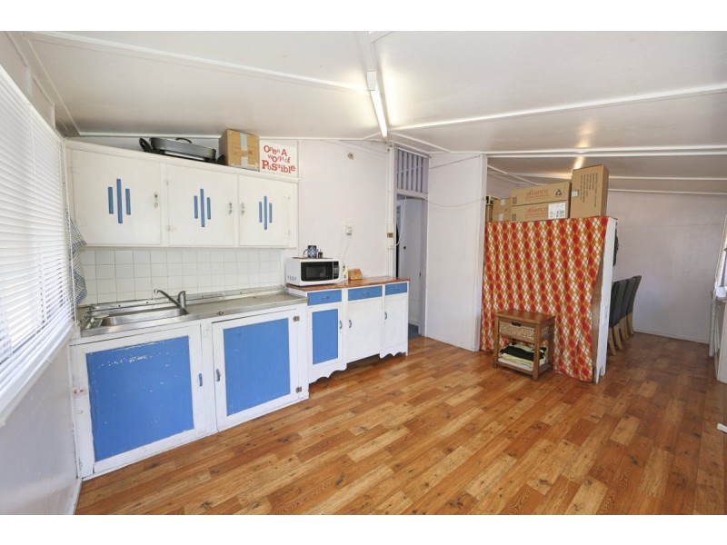 42 Boundary  Street, Bundaberg South QLD 4670